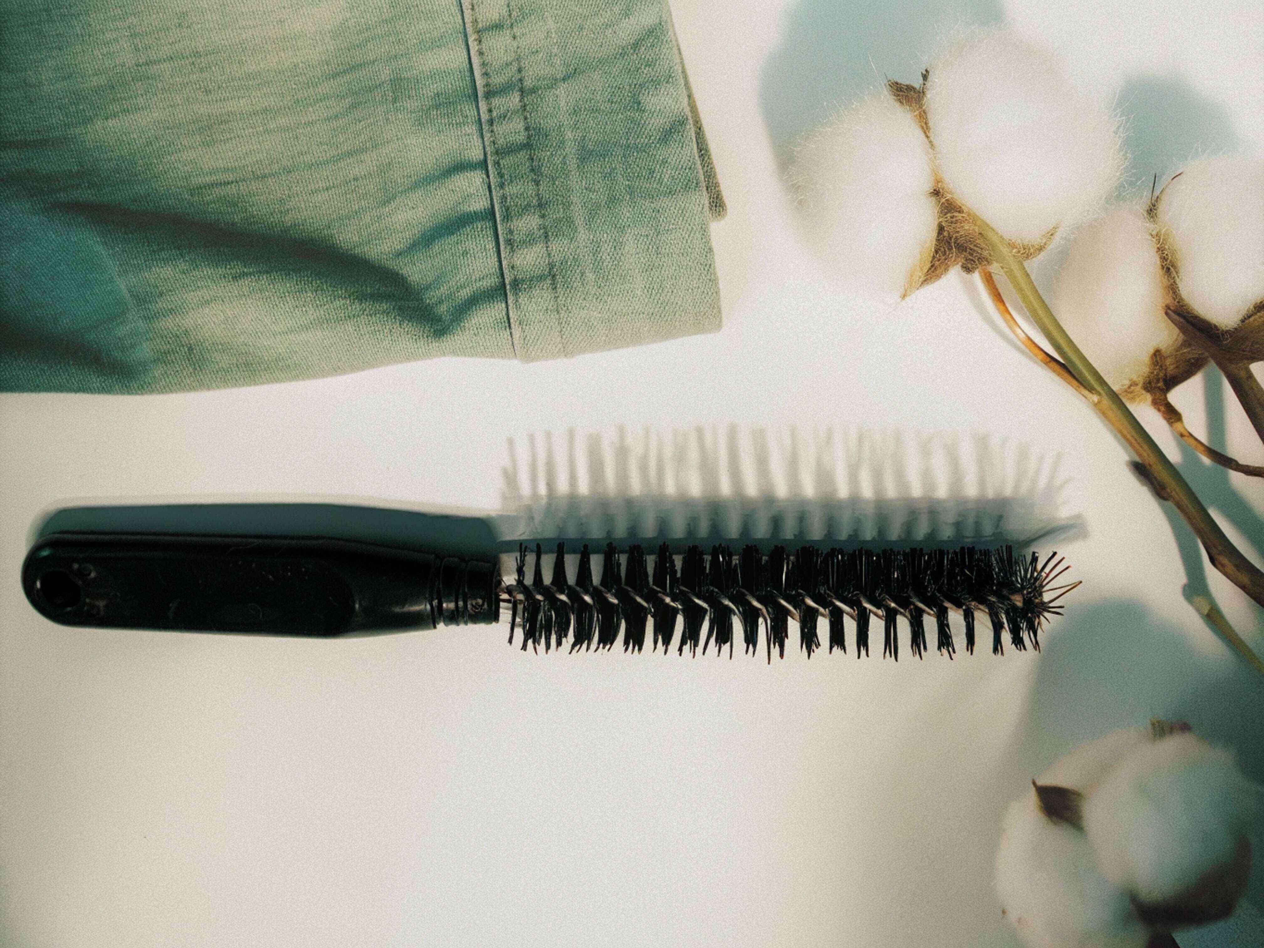 A custom round brush made by YC Brushes